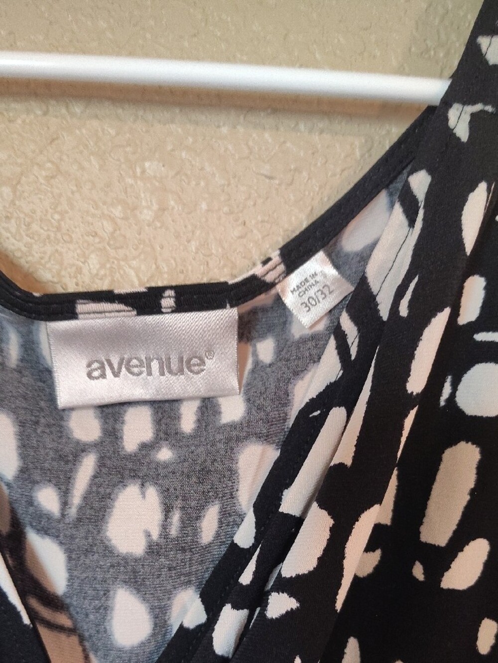 Avenue Black and White Abstract Faux-Wrap Midi Dress - Picture 2 of 3
